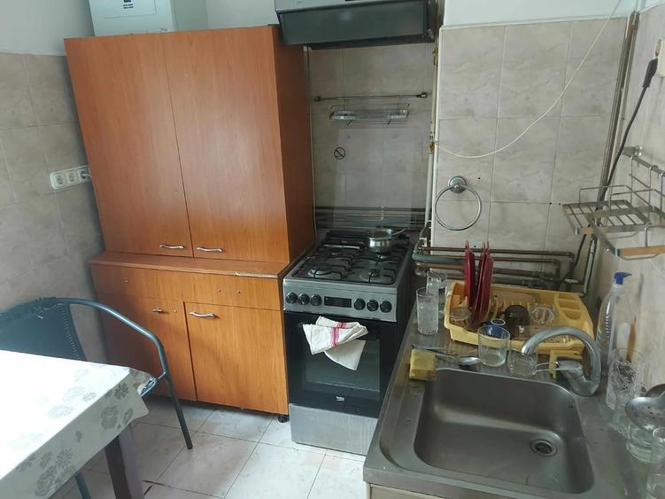 De inchiriat - Apartament spatios cu 3 camere, 100 mp, parter, str. Nicolae Iorga - 2