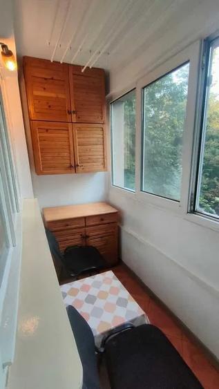 Apartament cu 3 camere decomandat, mobilat în Drumul Taberei