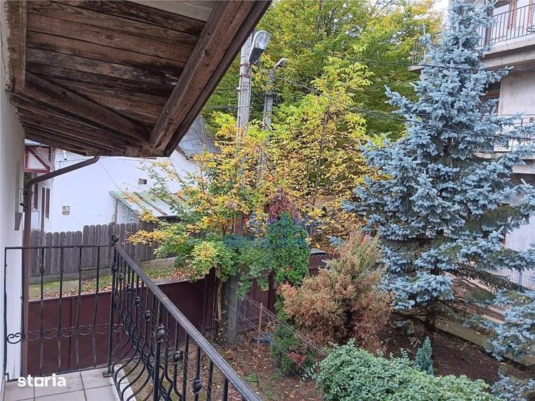 Casă cu 4 camere în Sticlăria