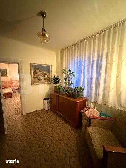 Casă cu 5 camere cu Teren 353 Mp în Republicii
