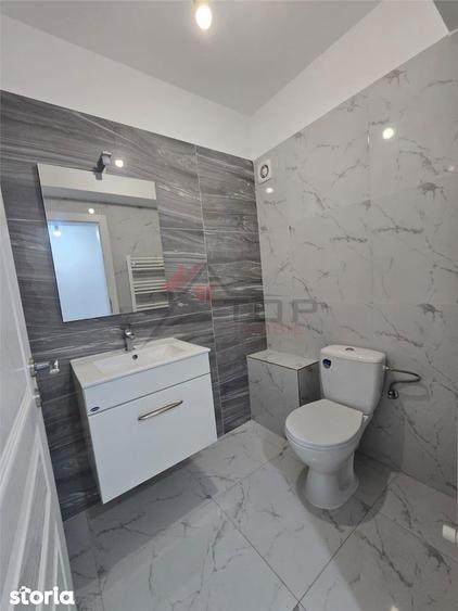 Apartament cu 3 camere decomandat în Cug