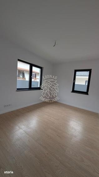 Casă cu 4 camere cu Teren 490 Mp în Unirea