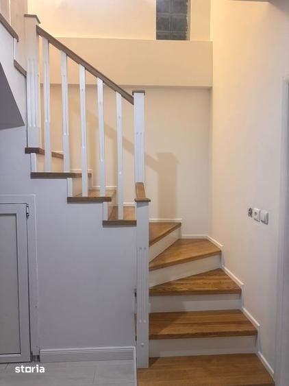 Casă cu 3 camere cu Teren 300 Mp în Central