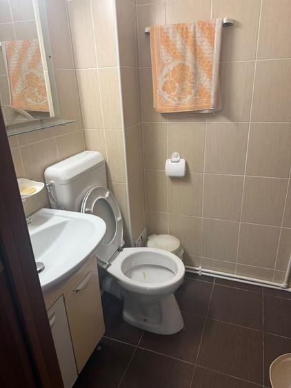 Spațiu comercial, de 25 mp, în Baba Novac
