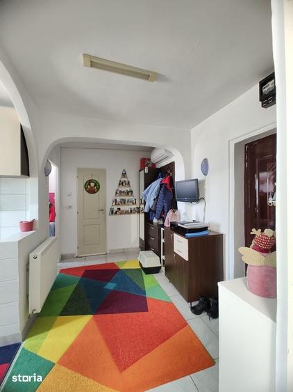 Apartament cu 2 camere decomandat în Decebal