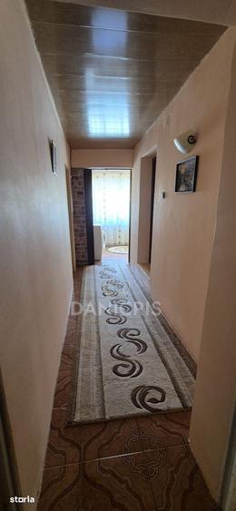 Casă cu 3 camere cu Teren 760 Mp în Valu lui Traian