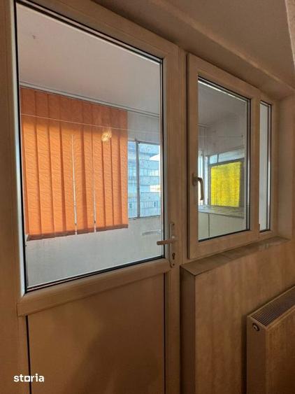 Apartament cu 4 camere decomandat, mobilat în Rahova