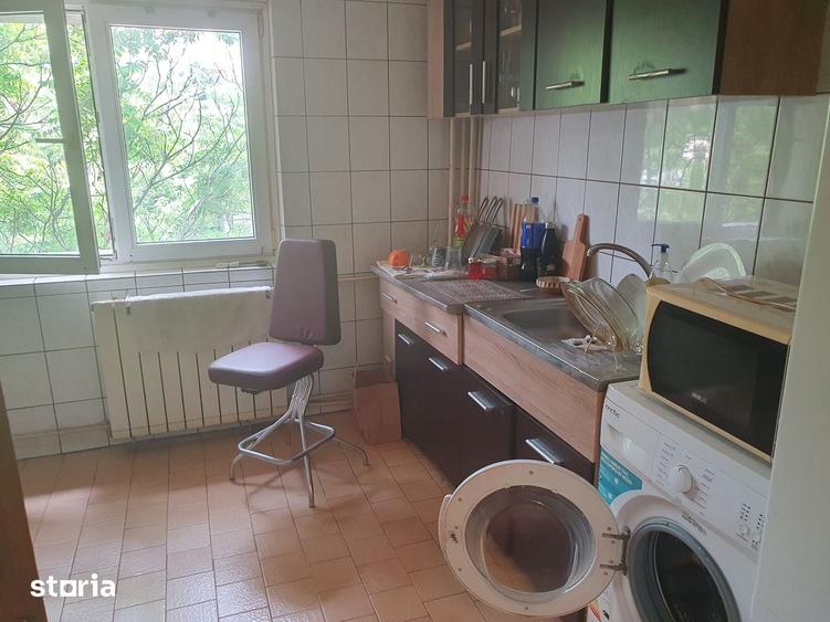 Apartament cu 2 camere decomandat în Rahova