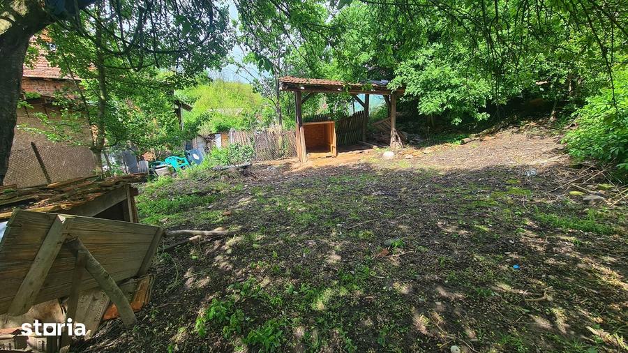 Casă cu 2 camere cu Teren 257 Mp în Central