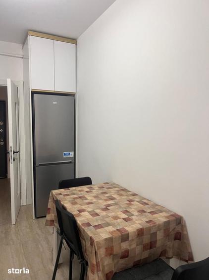 Apartament cu 2 camere decomandat în Metalurgiei