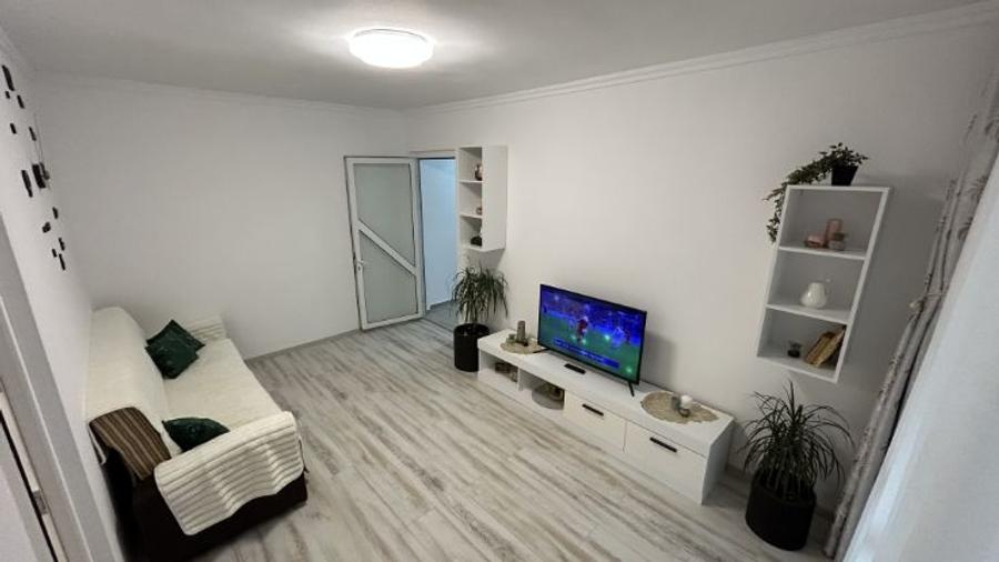 Vând Apartament 2 camere, Etaj 1, Murfatlar - 3