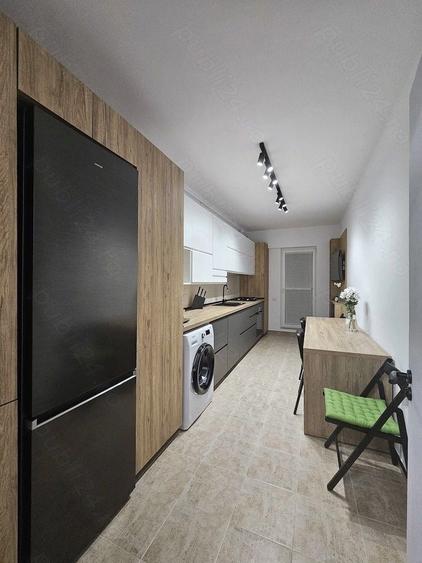 Apartament cu 2 camere decomandat în Theodor Pallady