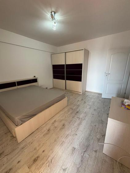 Apartament cu 2 camere decomandat în Prelungirea Ghencea