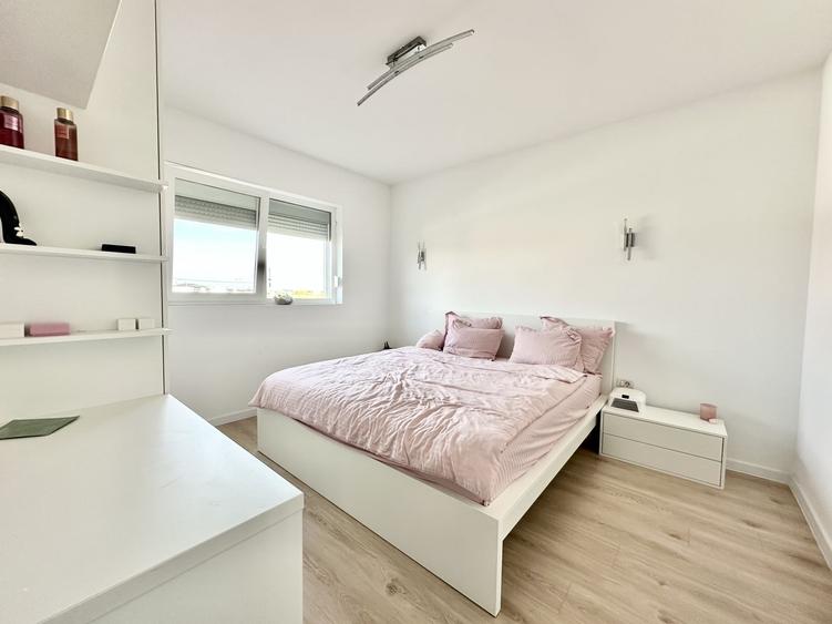 Duplex cu 4 camere cu Canalizare în Moșnița Veche