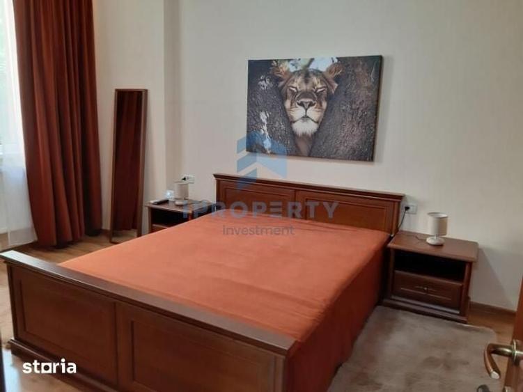 Apartament cu 3 camere decomandat în Romană