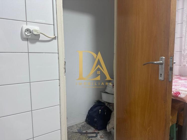 Apartament cu 3 camere semidecomandat în Brâncoveanu