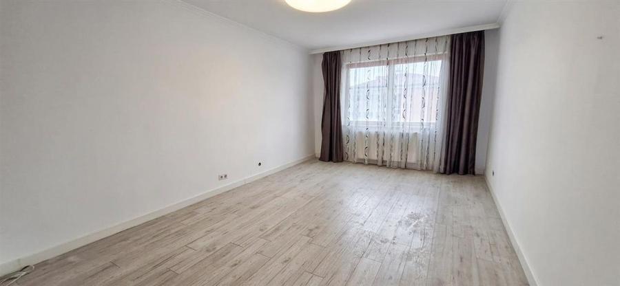 Apartament cu 2 camere decomandat în Cantemir