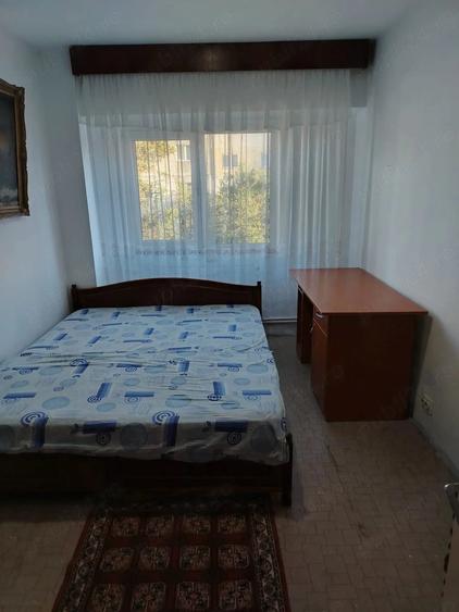 Apartament cu 4 camere decomandat în Cumpăna