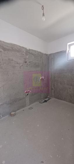 Casă individuală cu 3 camere cu Teren 400 Mp în Săbăreni