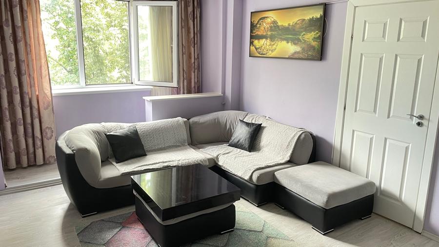 Apartament cu 2 camere semidecomandat în Exterior Vest