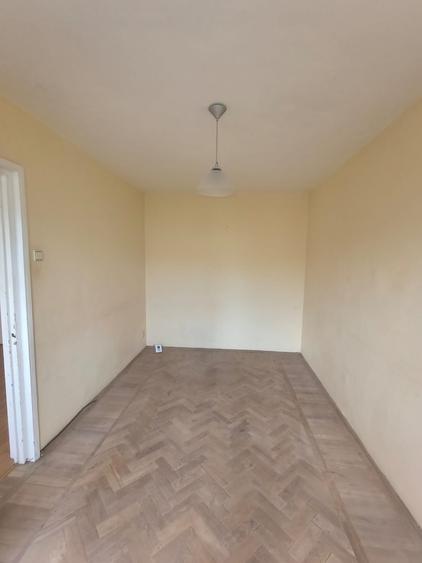 Apartament cu 2 camere nedecomandat în Alecu Russo