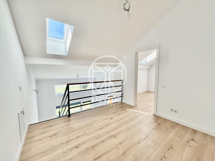 Apartament cu 3 camere semidecomandat în Exterior Vest
