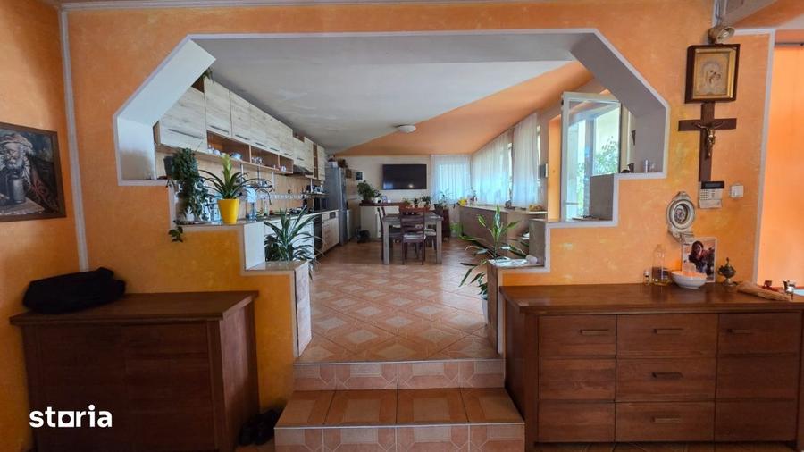 Casă cu 4 camere cu Teren 1560 Mp în Lucian Blaga