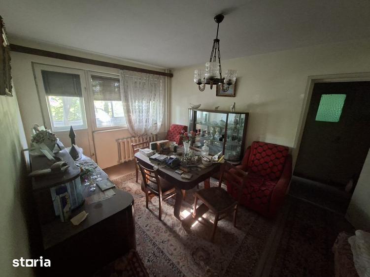 Apartament cu 2 camere semidecomandat în Far