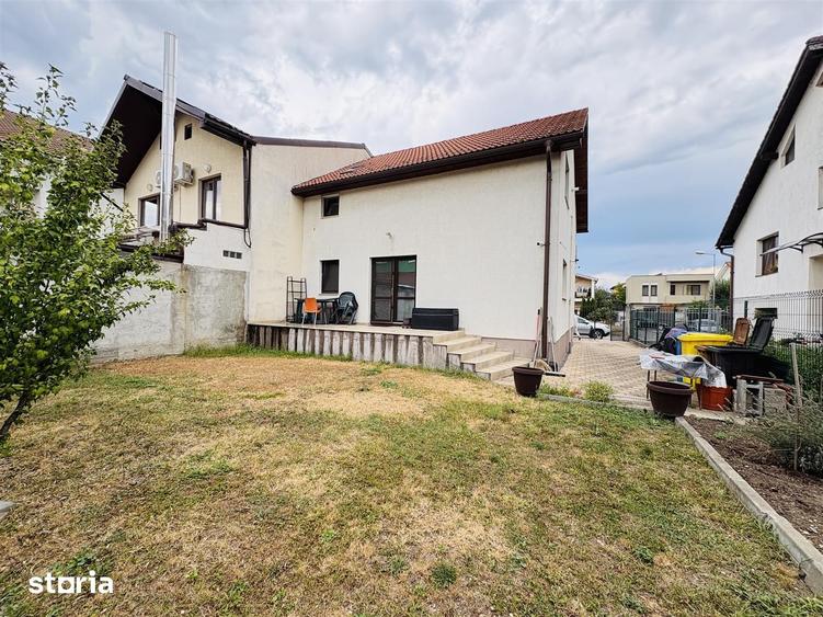 Casă cu 2 camere decomandat cu Teren 300 Mp în Tineretului