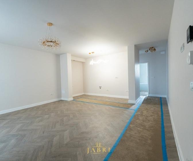 Apartament cu 2 camere decomandat în Aradului