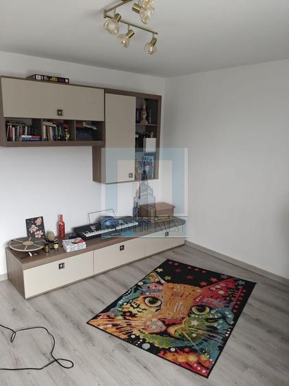 Apartament cu 2 camere decomandat, mobilat în Sânpetru
