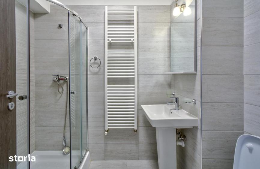 Apartament cu 3 camere semidecomandat în Drumul Taberei