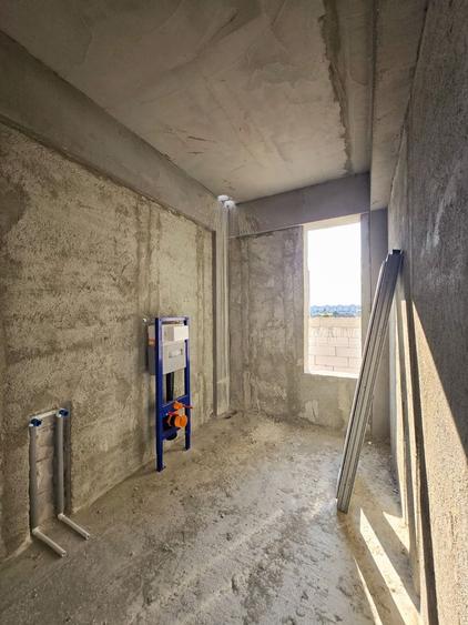 Apartament cu 4 camere decomandat în Militari
