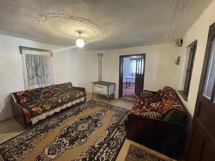 Casă cu Teren 957 Mp în Bobâlna