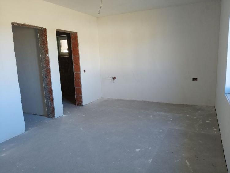 Casă cu 3 camere în Central