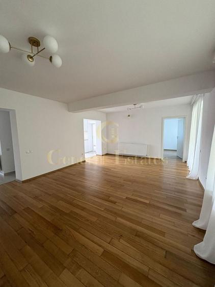 Casă individuală cu 4 camere cu Teren 400 Mp în Bunloc