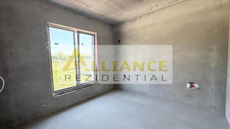 Casă individuală cu 3 camere cu Canalizare în Berceni
