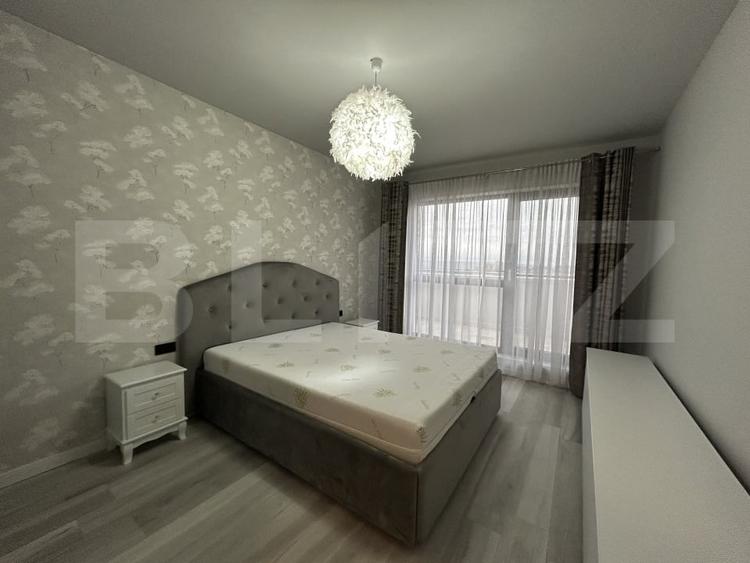 Apartament cu 3 camere semidecomandat, mobilat în Zorilor