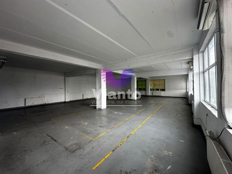 Birou, de 385 mp, în Central