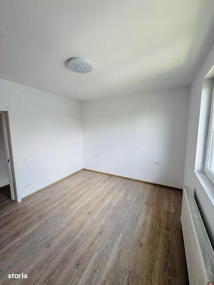 Casă cu 4 camere în Prelungirea Ghencea