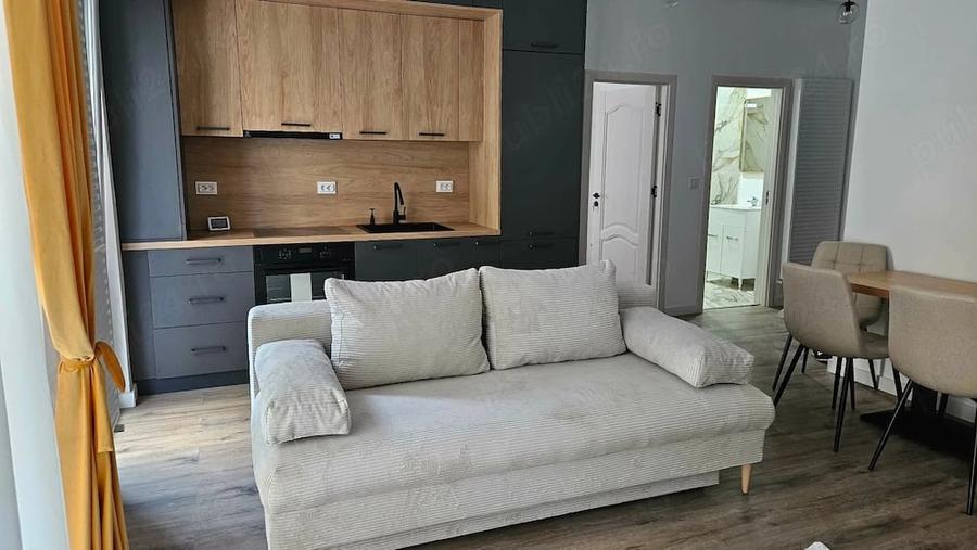 Apartament cu 2 camere decomandat în Exterior Vest