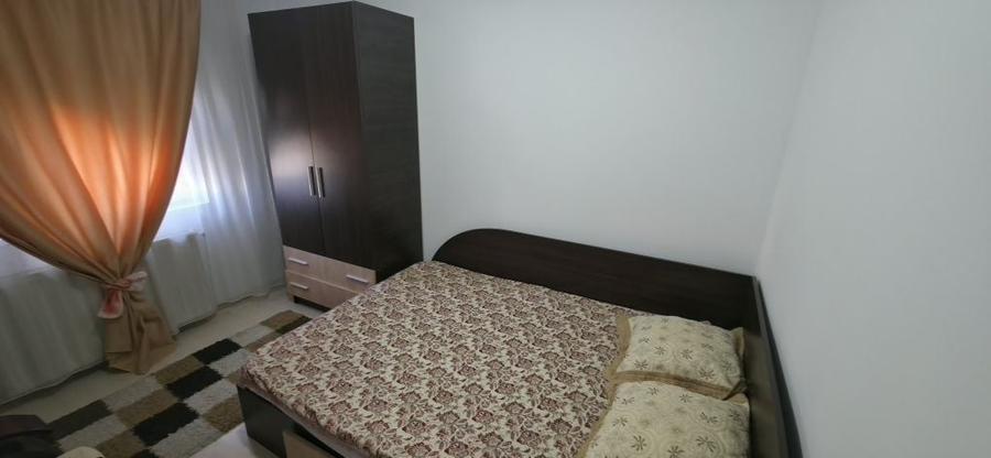 Apartament cu 3 camere decomandat în Nord