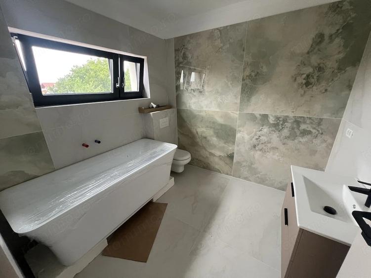 Casă cu 4 camere cu Teren 308 Mp în Favorit