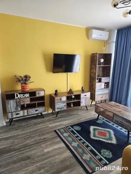 Apartament cu 2 camere decomandat în Tomis Plus