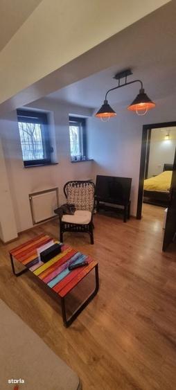 Se inchiriaza apartament cu 2 camere, langa Parcul Cismigiu, CP - 2