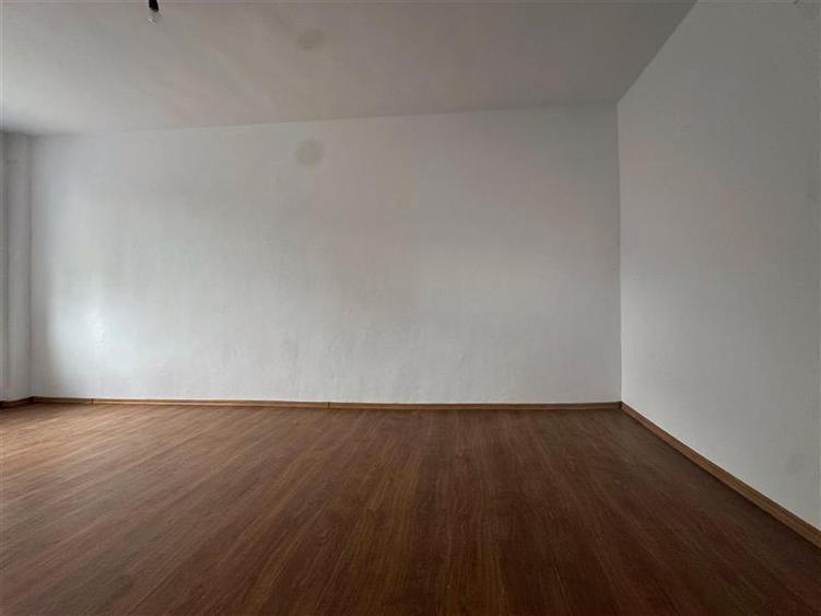 Apartament cu 2 camere decomandat în Frumoasa