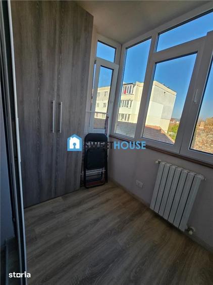 Apartament cu 3 camere, mobilat în Central