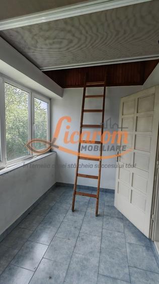 Casă individuală cu 3 camere cu Canalizare în Blumăna