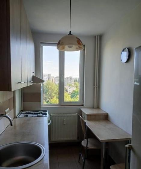 Apartament cu 2 camere decomandat, mobilat în Drumul Taberei