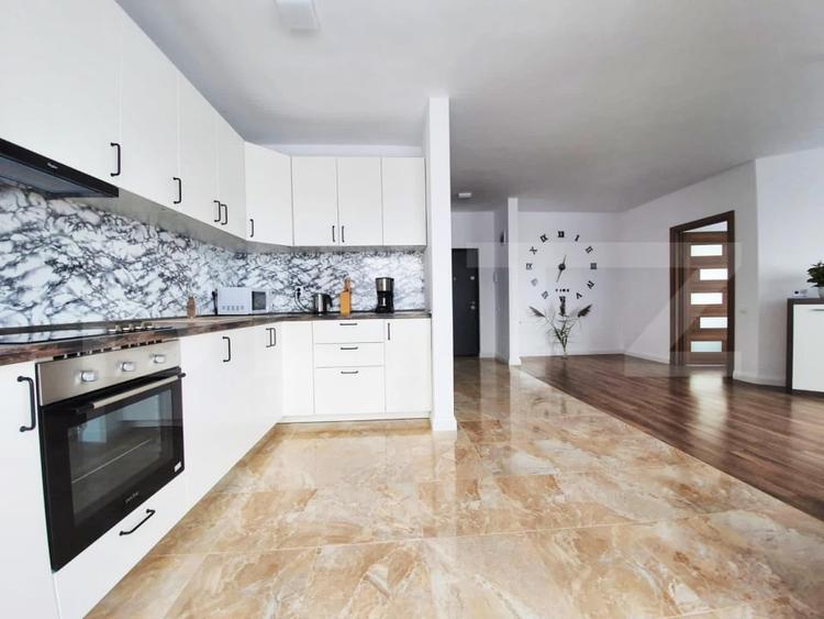 Apartament cu 2 camere semidecomandat, mobilat în Mănăștur